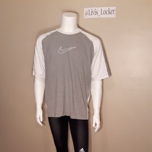 Nike Grey/White Short Sleeve Tee